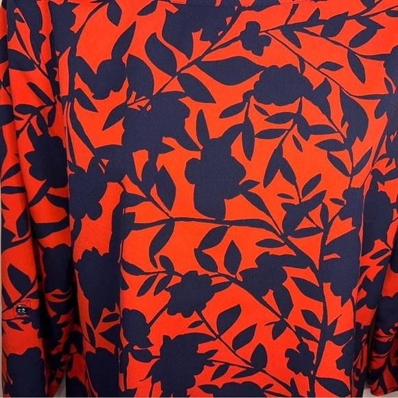 Small Croft And Barrow Red Navy Blue Floral Print Blouse 3/4 Sleeve Lightweight - Picture 4 of 13